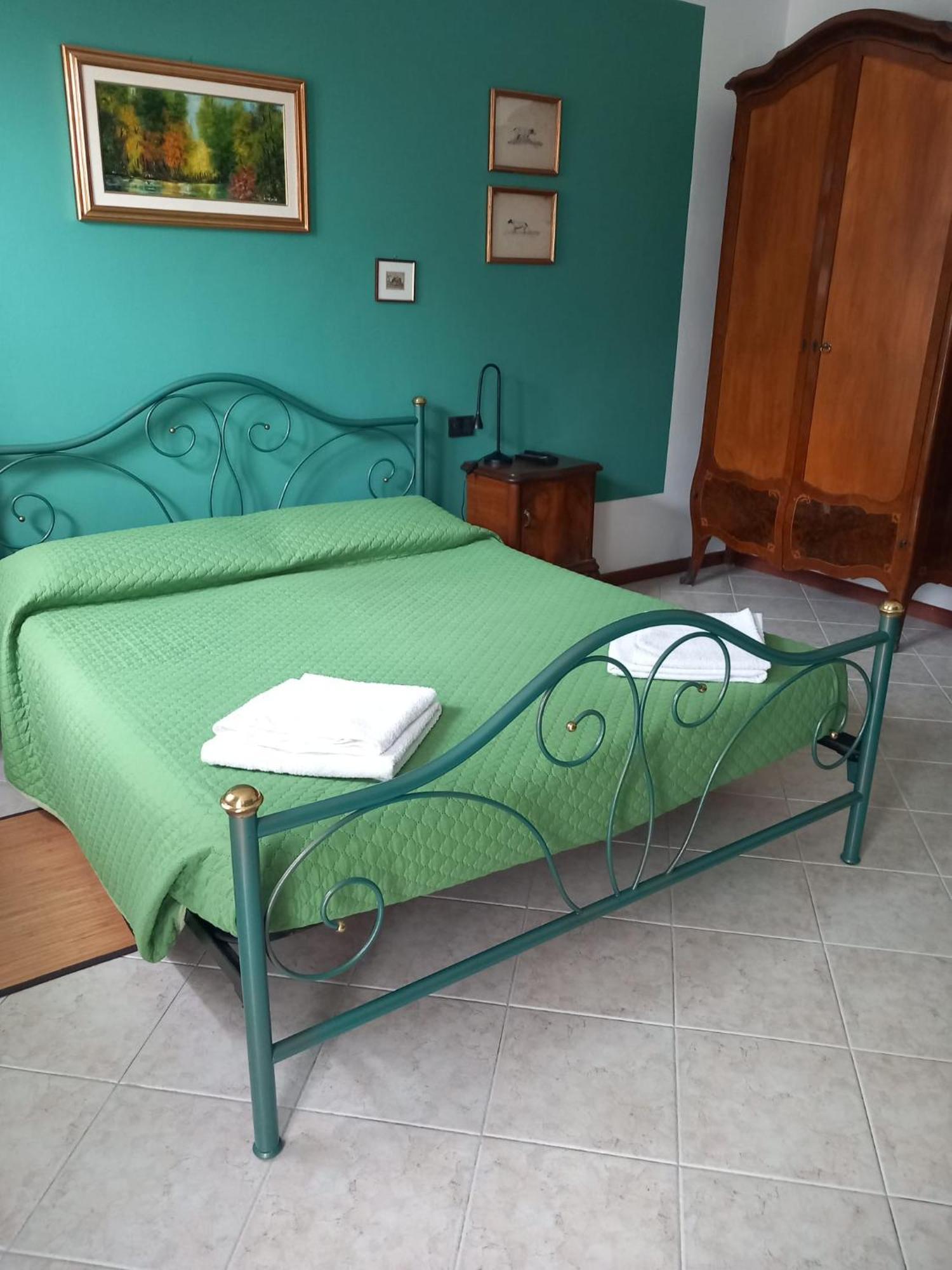 B&B La Casarella Soiano Del Lago Quarto foto
